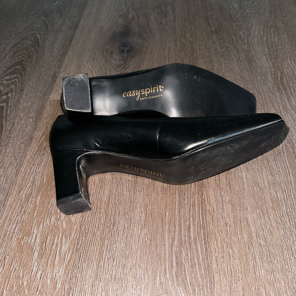 Vintage Easy Spirit Anti Gravity Square Toe Pumps - Picture 6 of 6